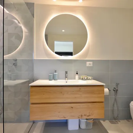 Апартаменты Penthouse Marina Di Bardi - Attico Con Vista Mozzafiato Su Portofino E Terrazza Privata Дзоальи