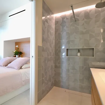 Апартаменты Penthouse Marina Di Bardi - Attico Con Vista Mozzafiato Su Portofino E Terrazza Privata Дзоальи